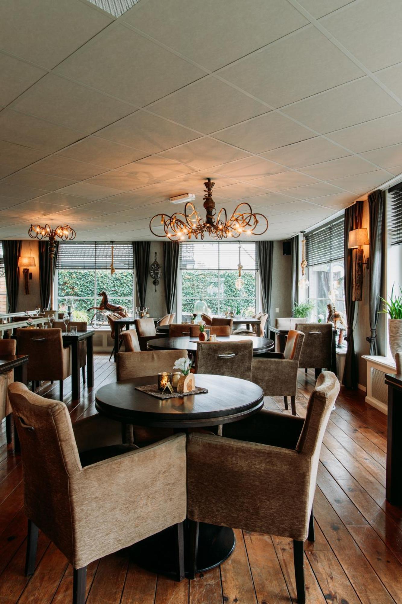De Stobbe Hotel & Suites Ruinen Eksteriør billede