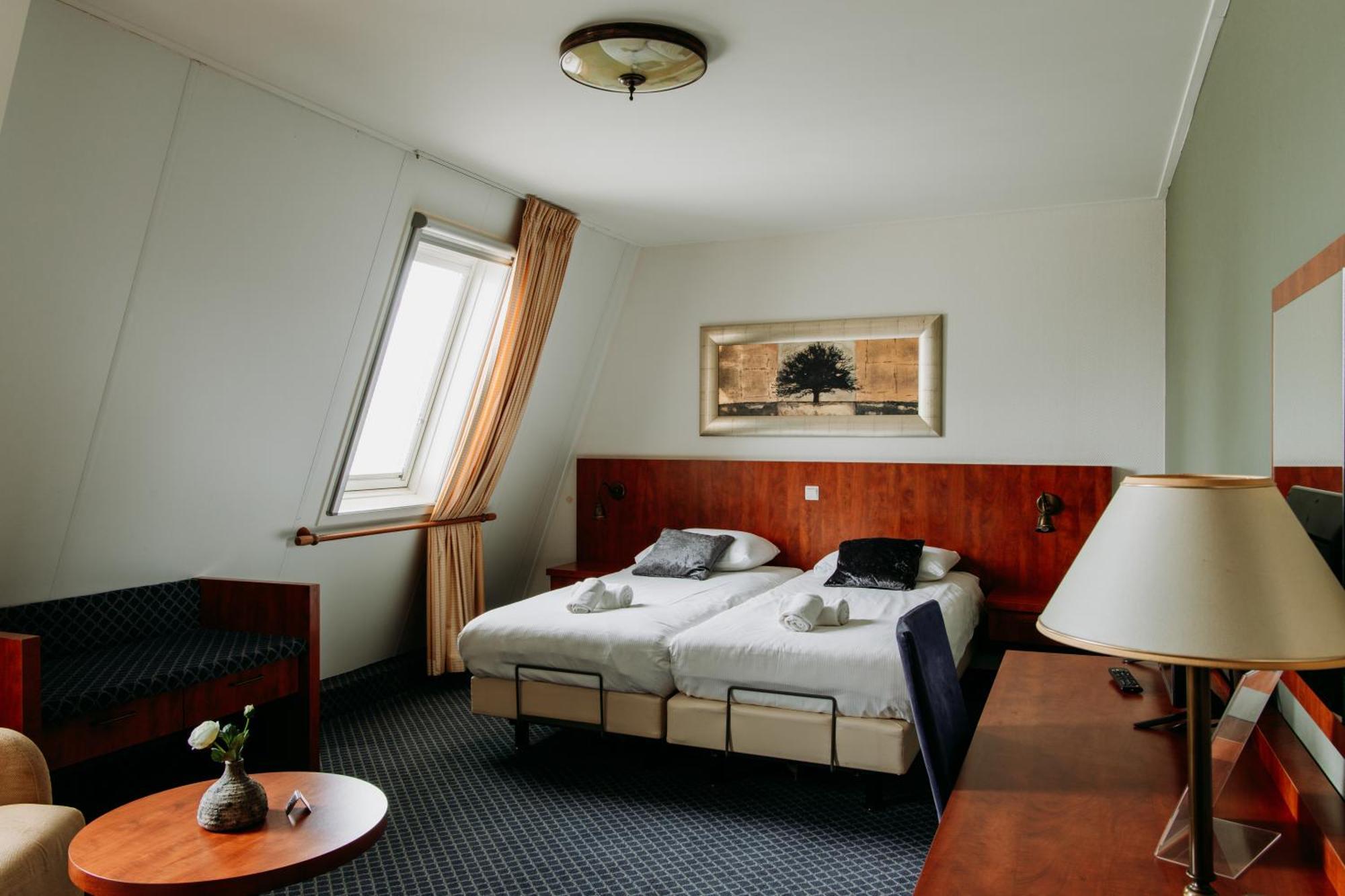 De Stobbe Hotel & Suites Ruinen Eksteriør billede